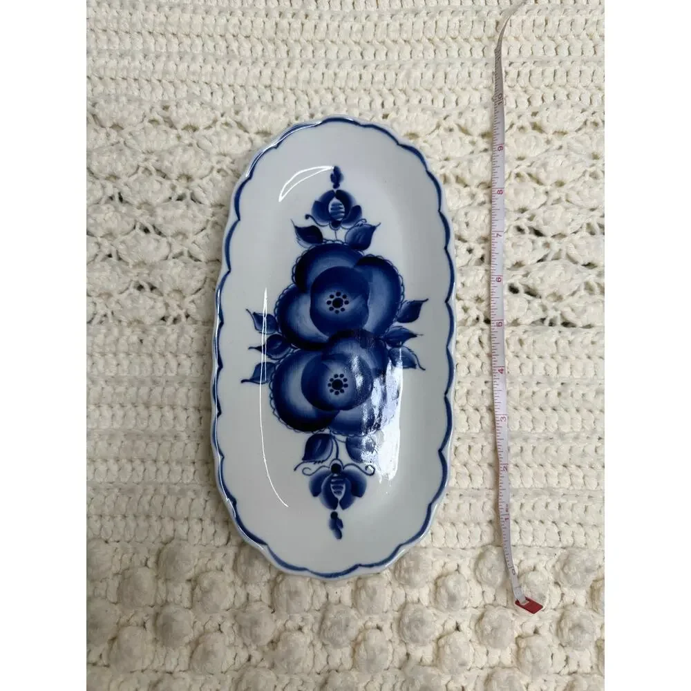 VINTAGE RUSSIAN GZHEL Porcelain Oval Serving Platter Hand Painted Blue Floral